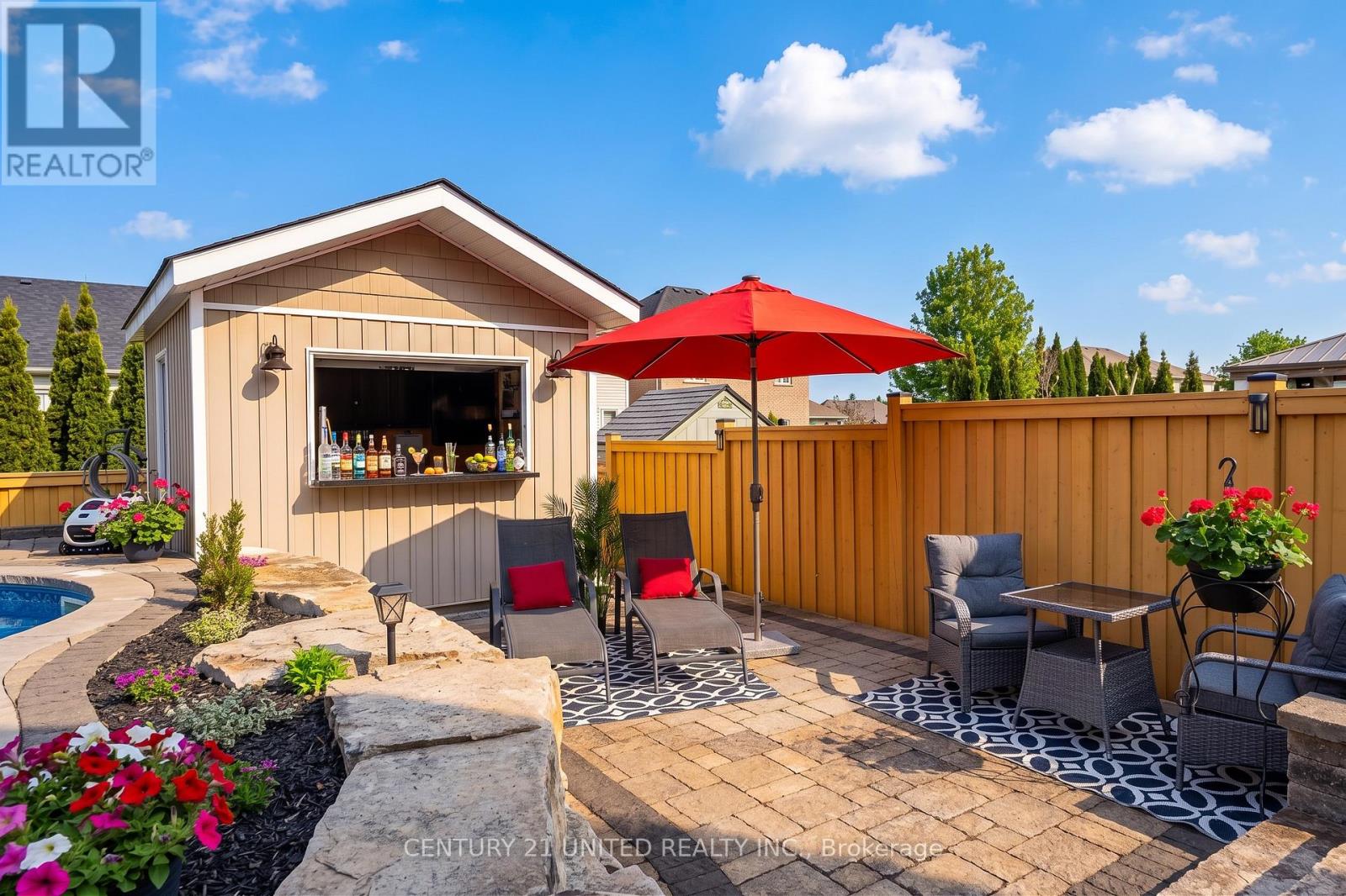 696 FISHER STREET - 41
