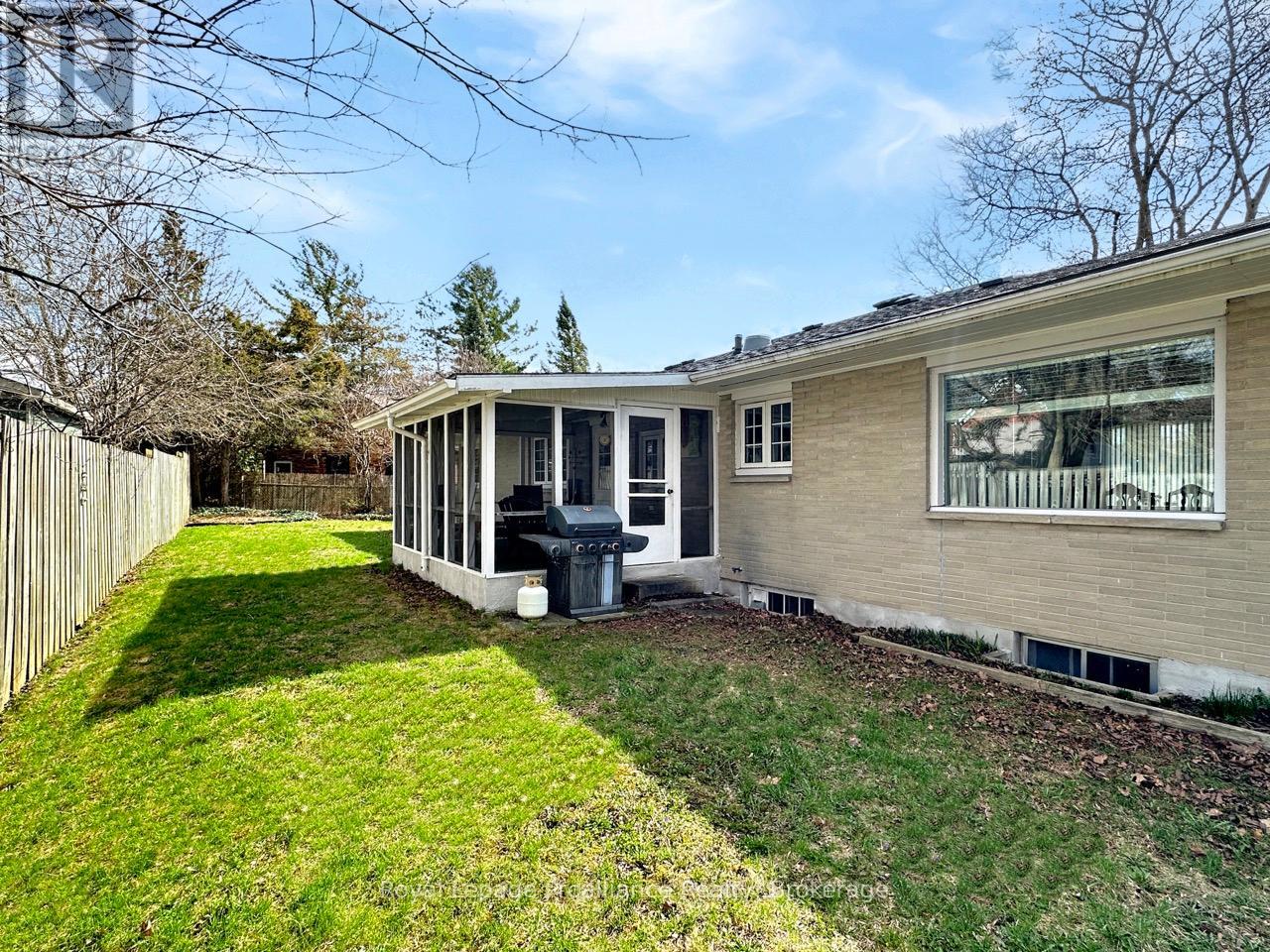 7 EASTWOOD PARK DRIVE - 41