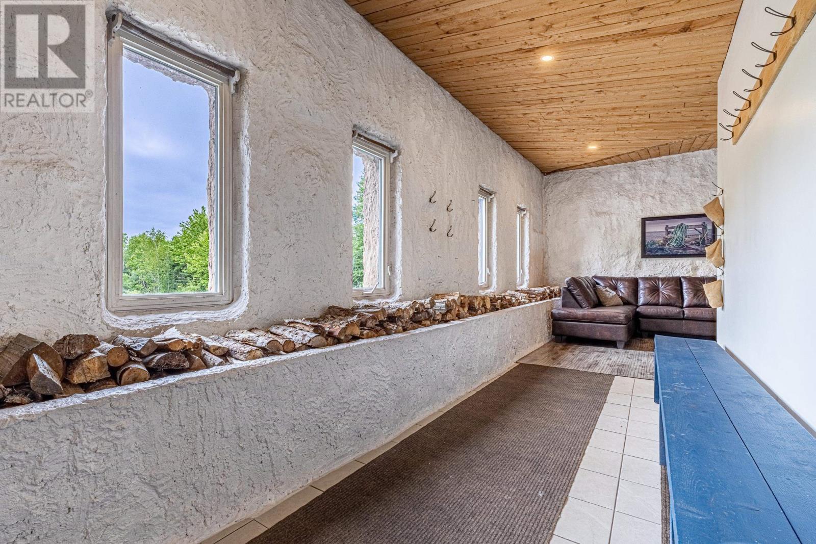 3112 PETERS Road - 9