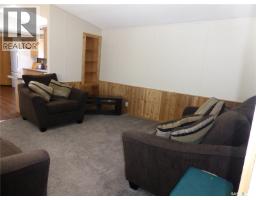 Living room - 8 Sunshine Place, Kivimaa Moonlight Bay, SK S0M1J0 Photo 10
