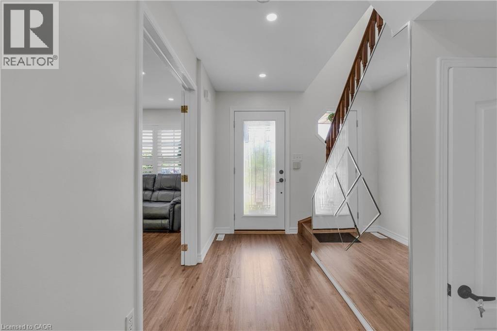 191 STIRLING MACGREGOR Drive - 6