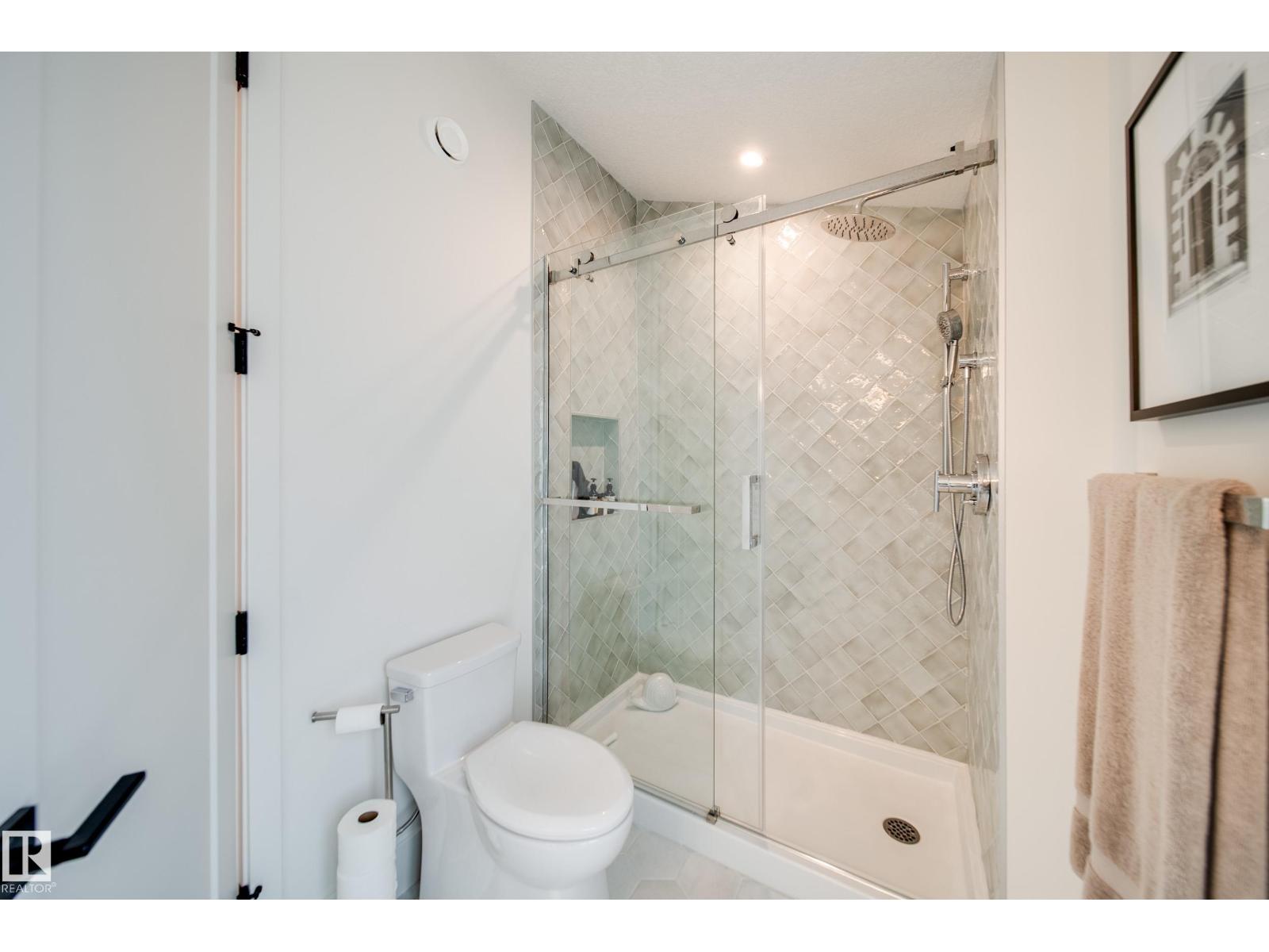 9135 141 ST NW - 65