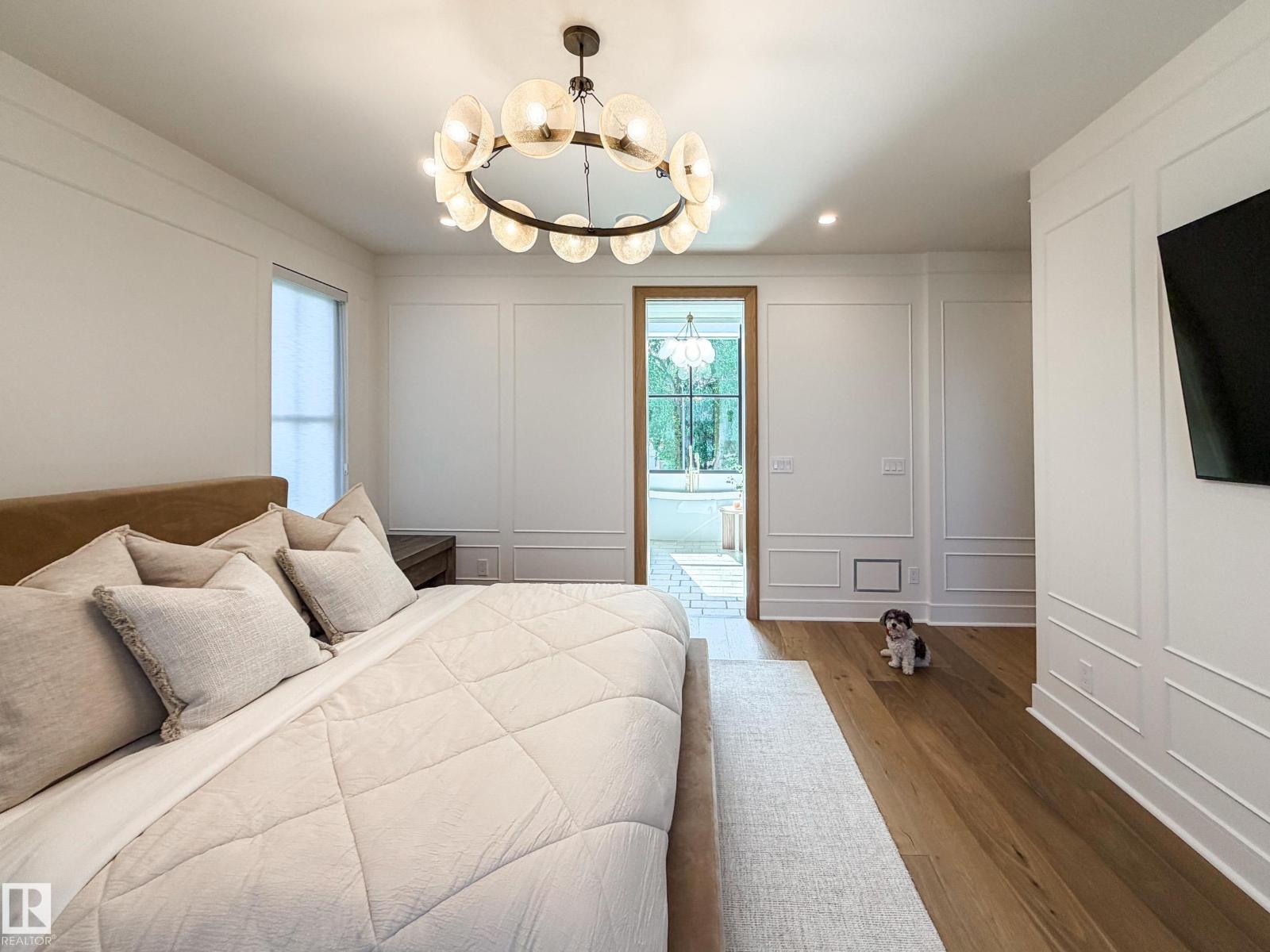 9135 141 ST NW - 24