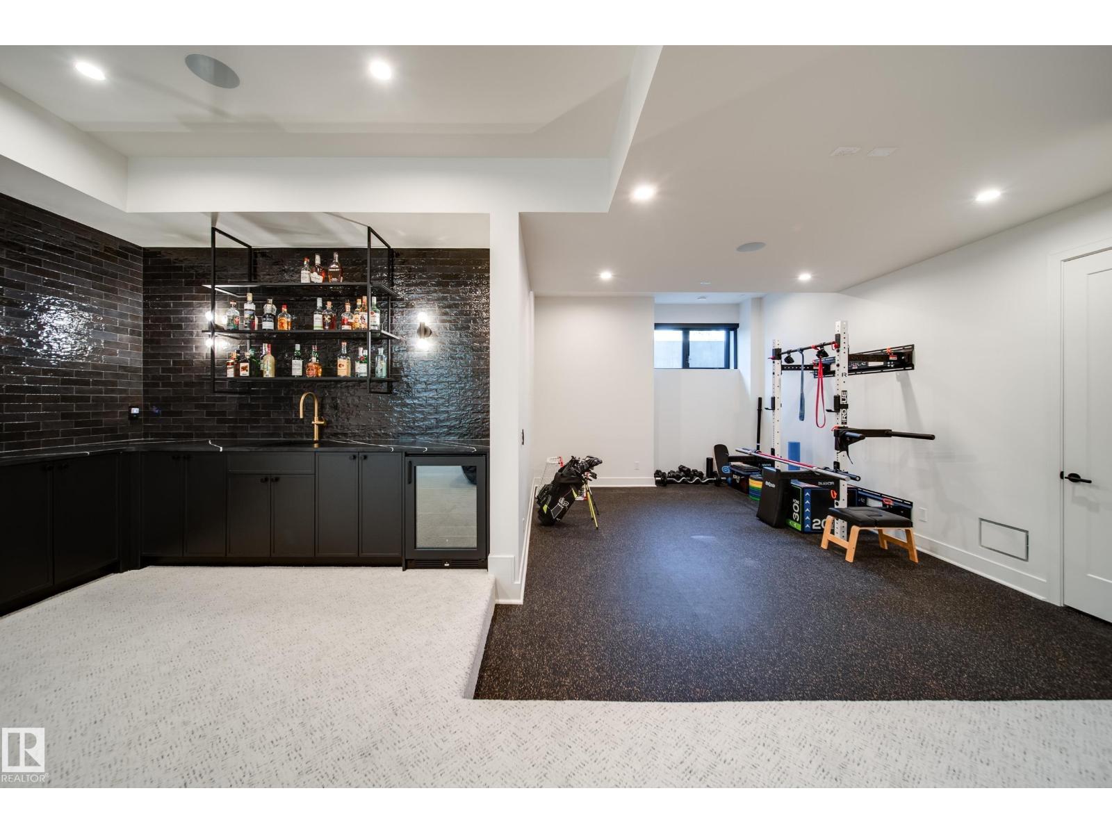 9135 141 ST NW - 40