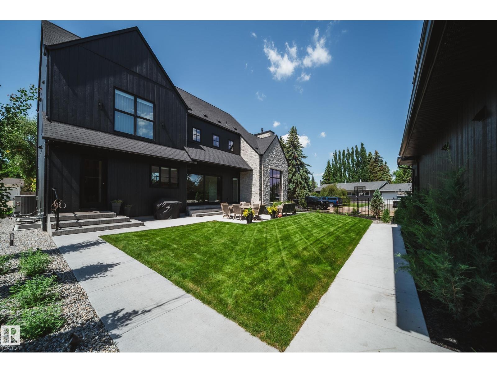 9135 141 ST NW - 46
