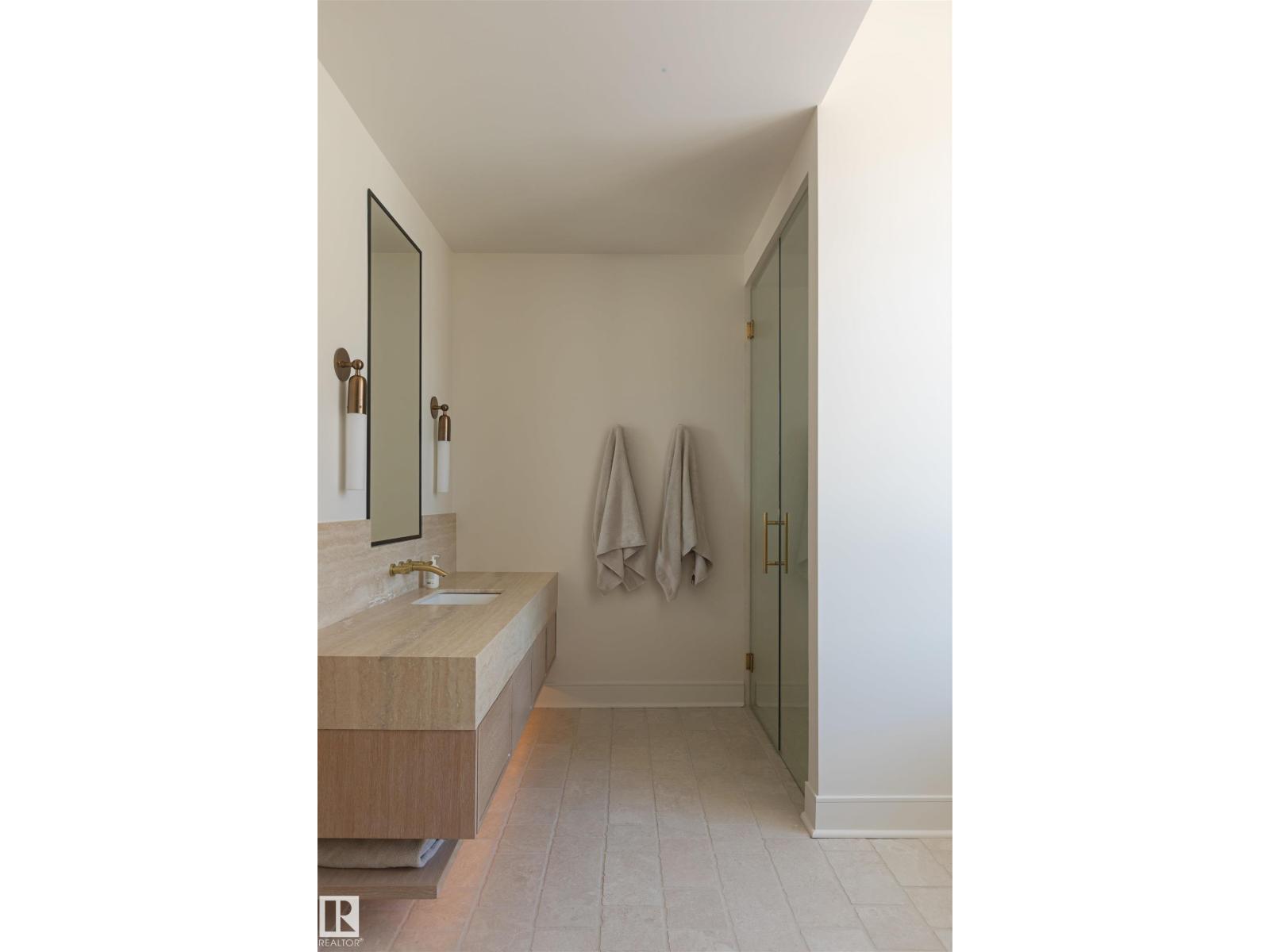 9135 141 ST NW - 30