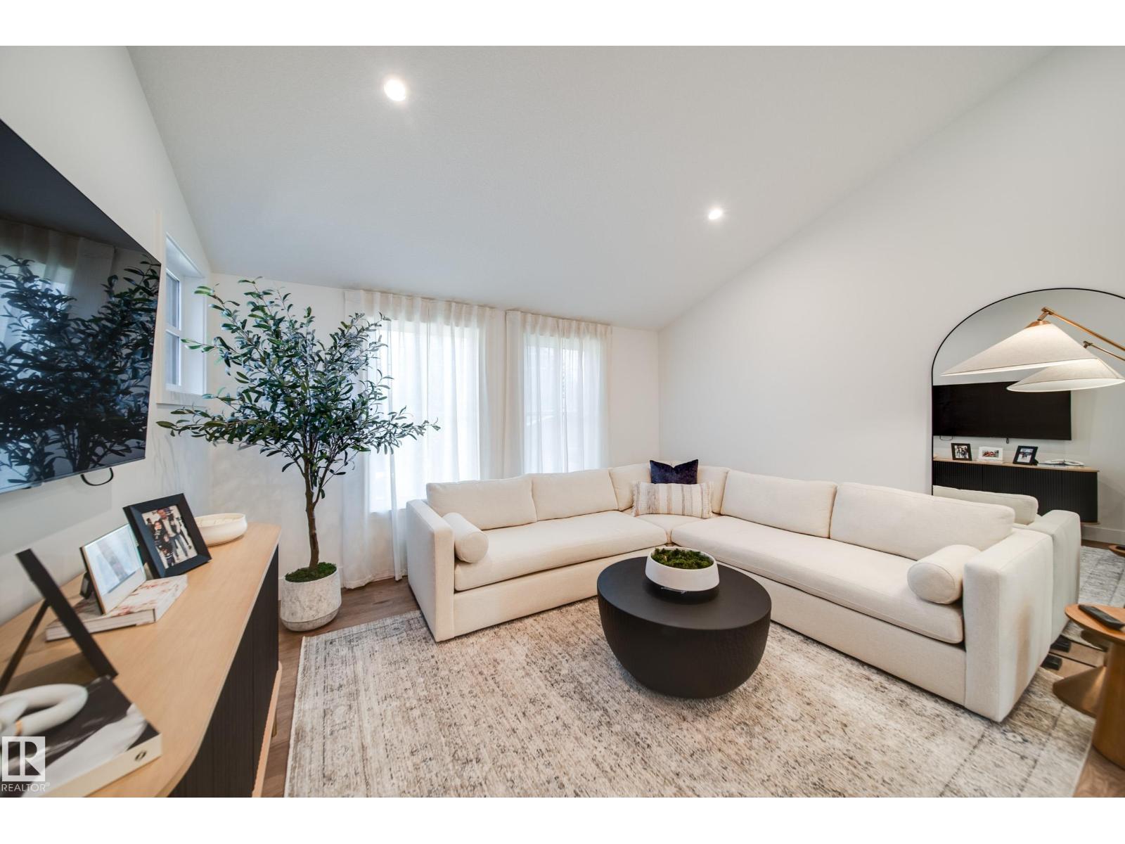9135 141 ST NW - 59