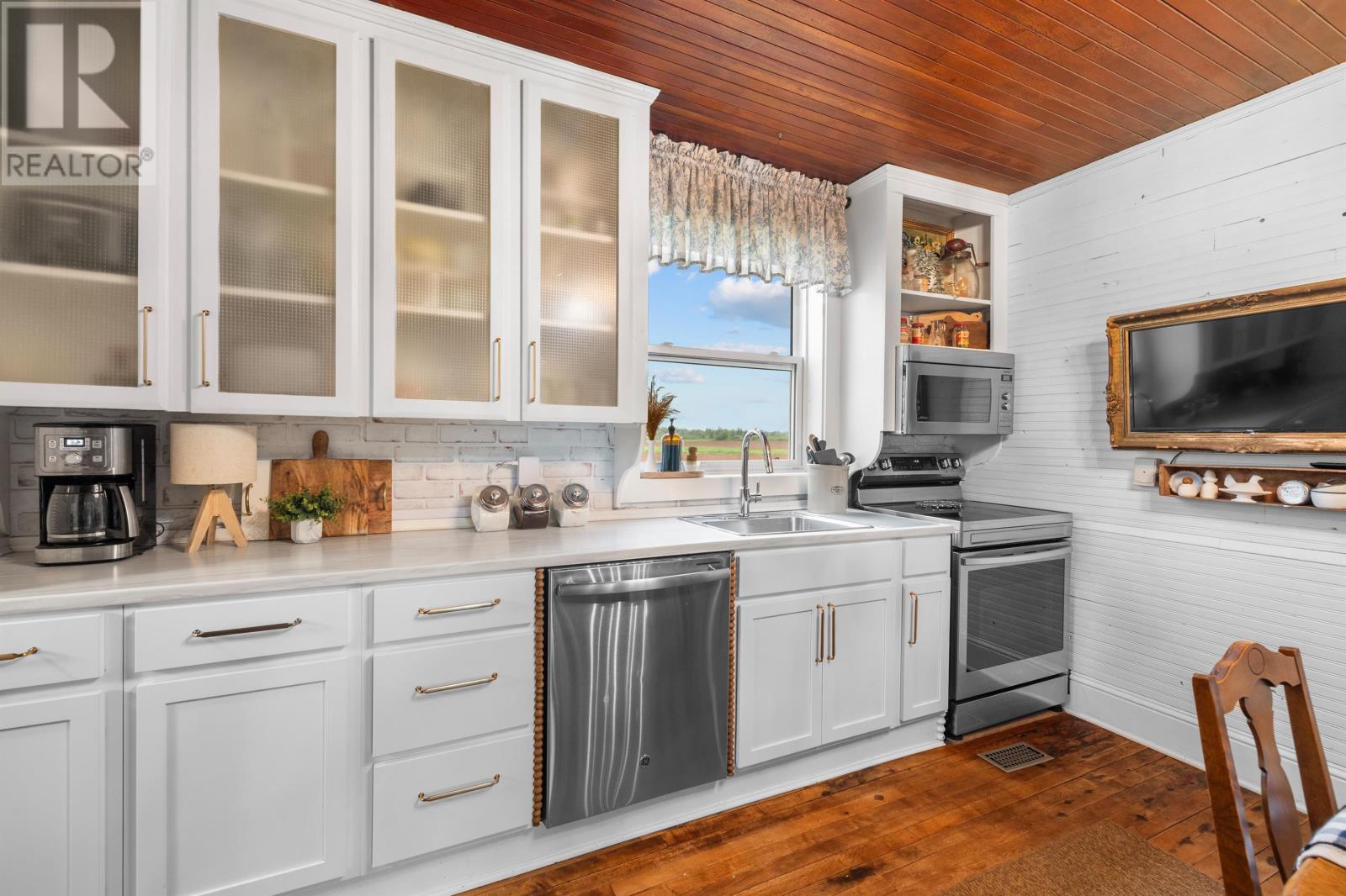 1944 Rte 14 - 5