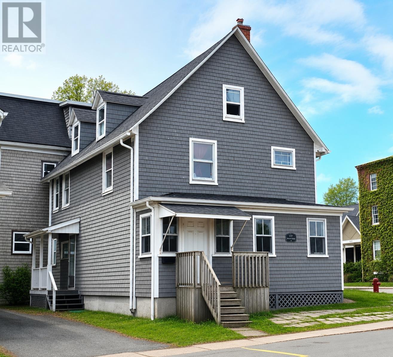 224 Kent Street, 157 Hillsborough Street - 1