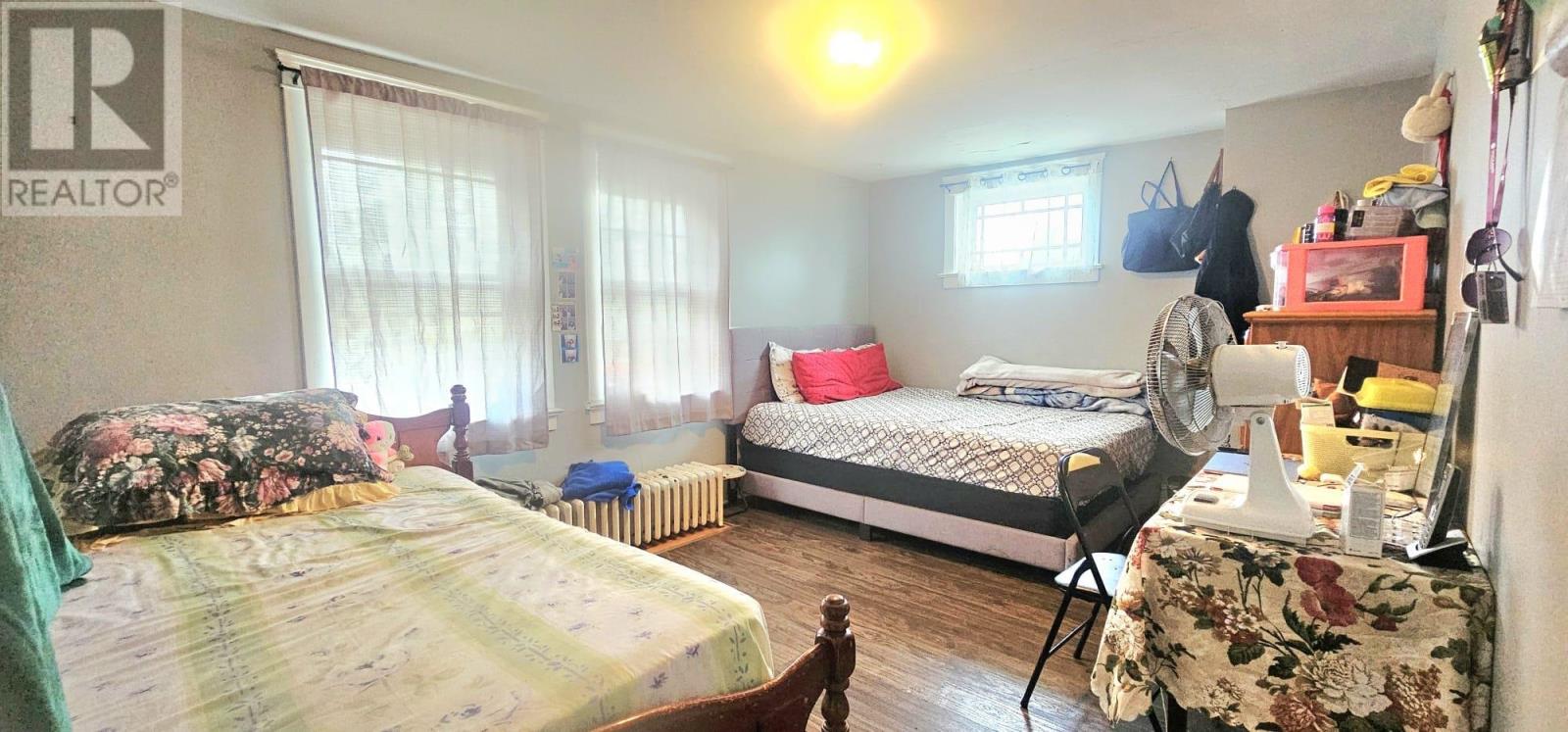224 Kent Street, 157 Hillsborough Street - 11