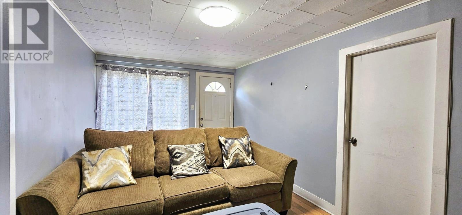 224 Kent Street, 157 Hillsborough Street - 4