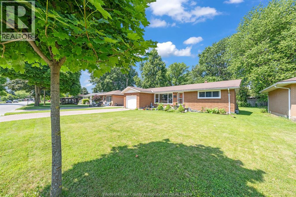71 Danforth AVENUE - 29