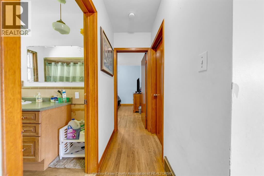 71 Danforth AVENUE - 9