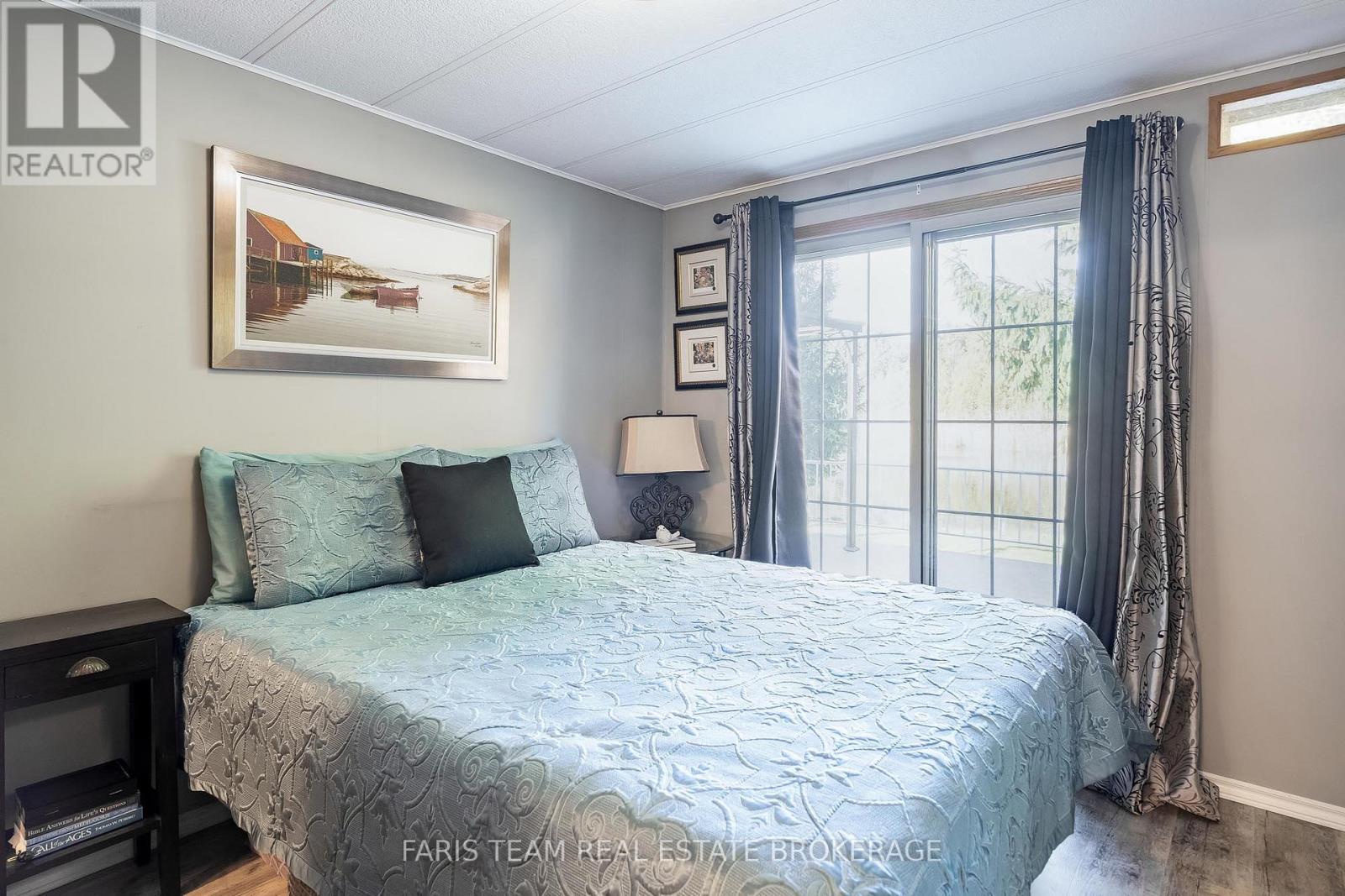 3 ST JAMES PLACE - 15