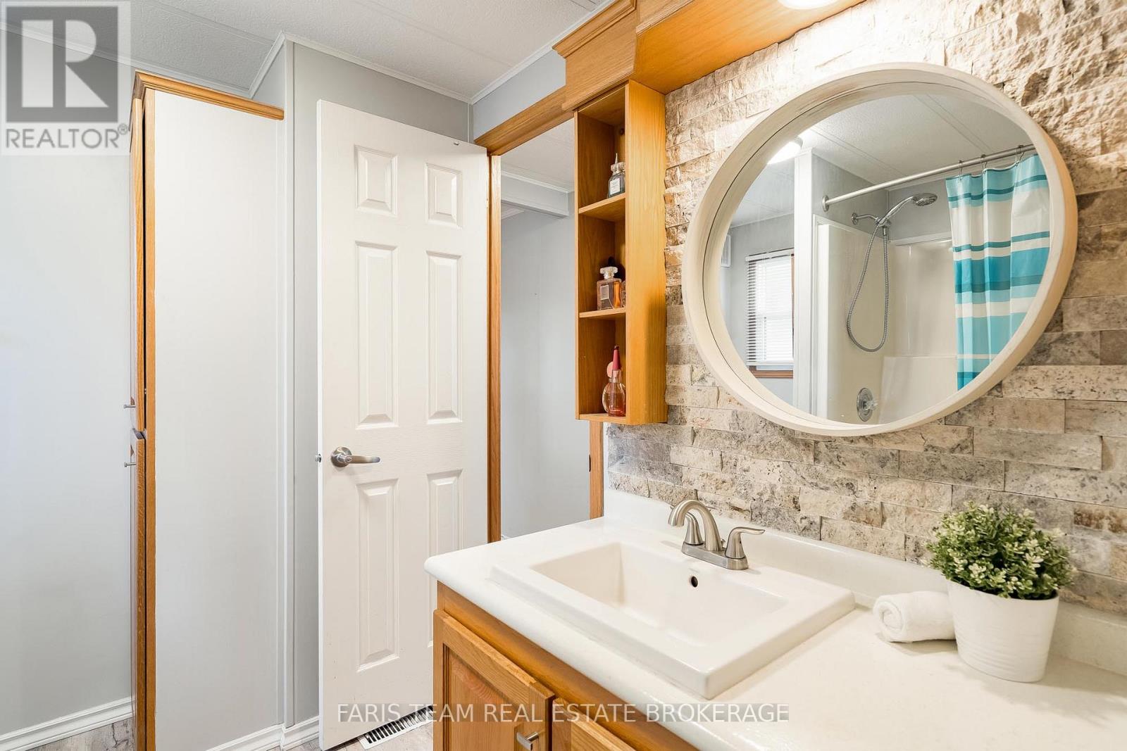 3 ST JAMES PLACE - 19