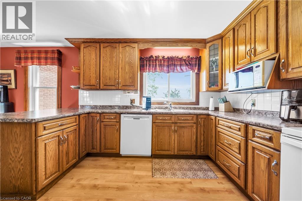 4932 FLY Road - 12