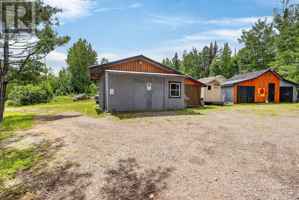 306 Deschenes Lake Road - 18