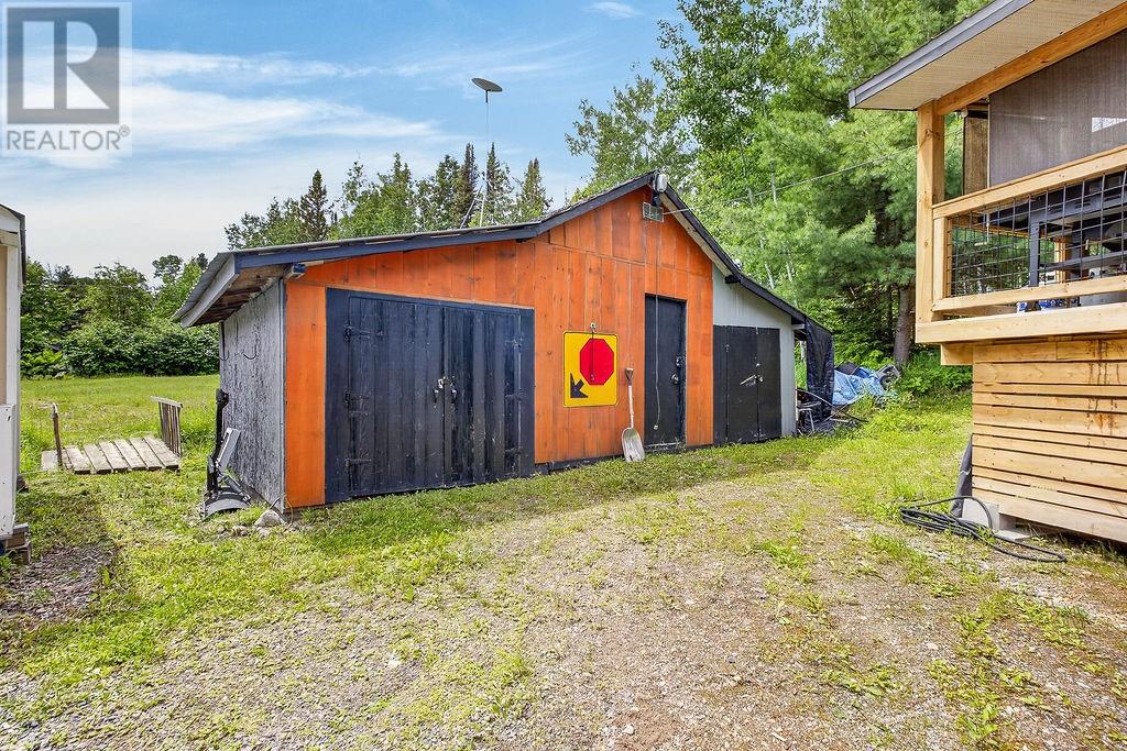 306 Deschenes Lake Road - 19