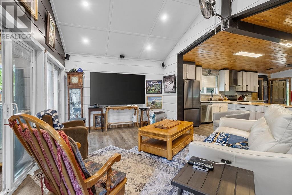 306 Deschenes Lake Road - 7