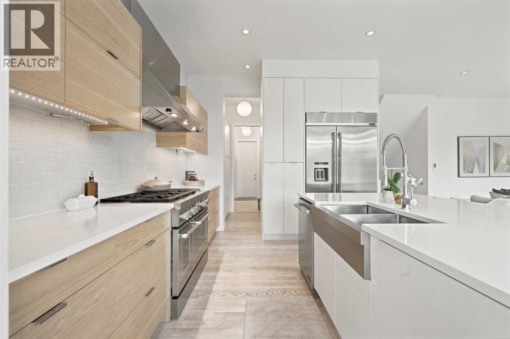 Walk-through pantry leading to mudroom