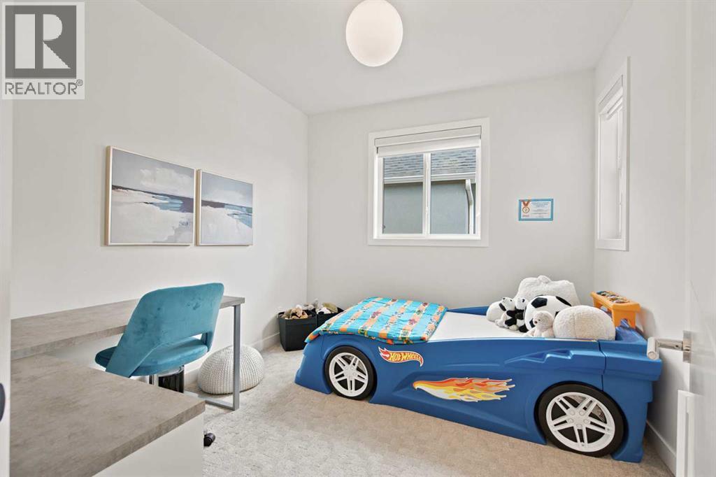 Kid's bedroom