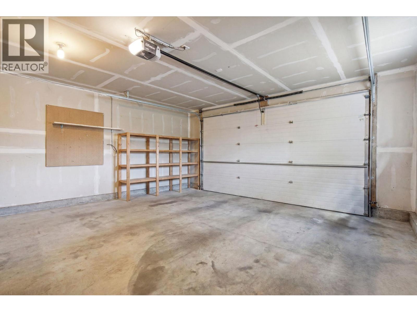 3652 Yorkton Road - 33