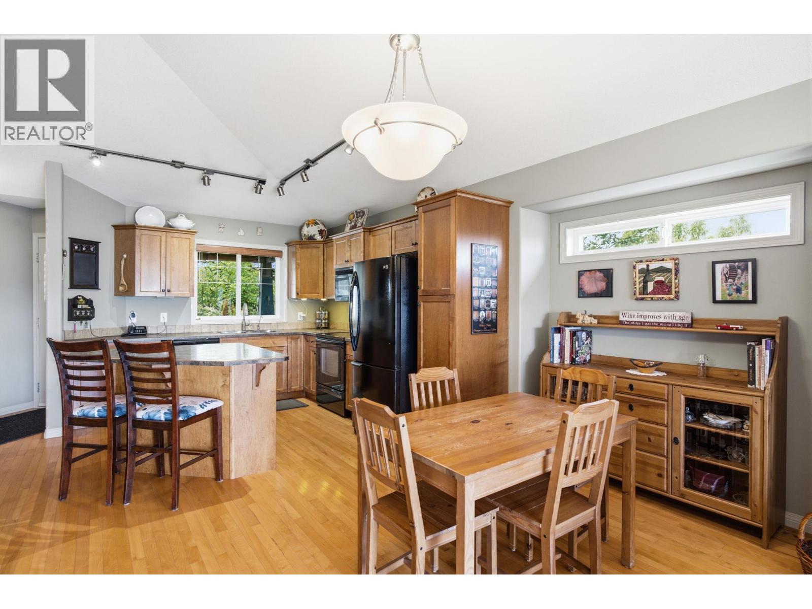 3652 Yorkton Road - 8