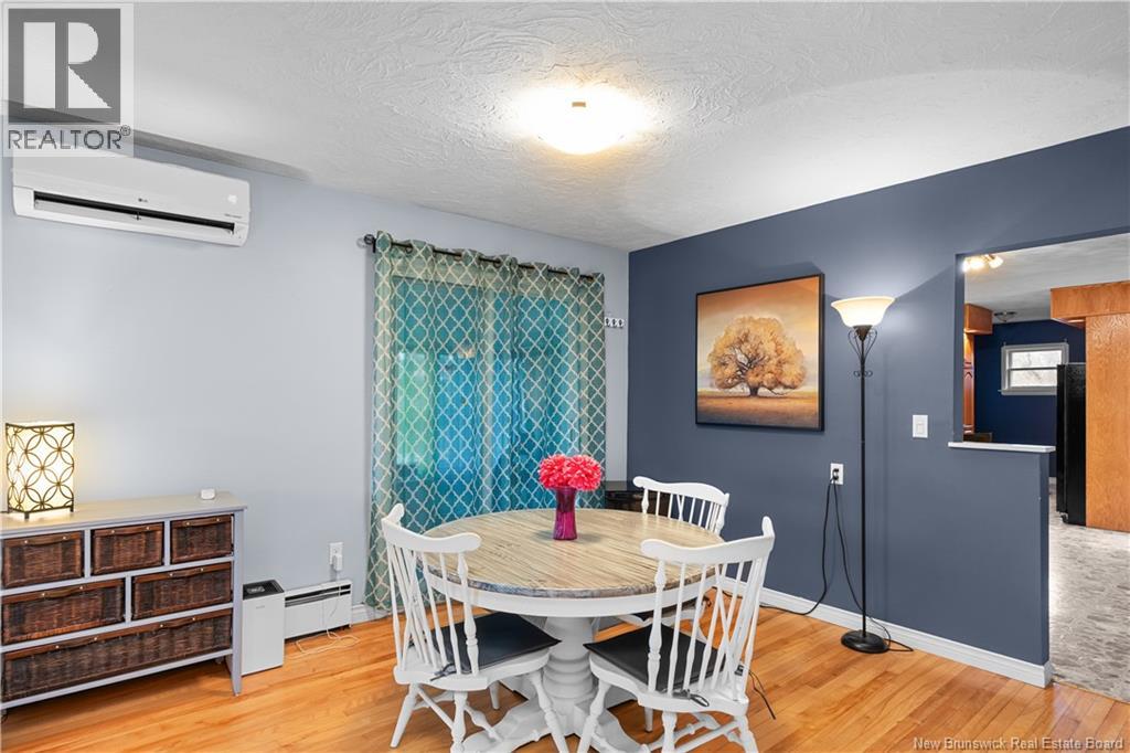 695 Hillsborough Road - 15