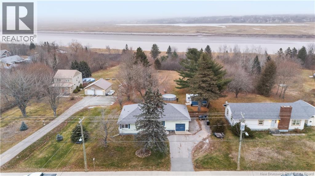 695 Hillsborough Road - 40