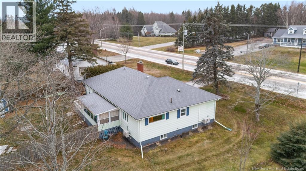 695 Hillsborough Road - 42