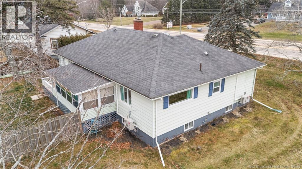 695 Hillsborough Road - 43