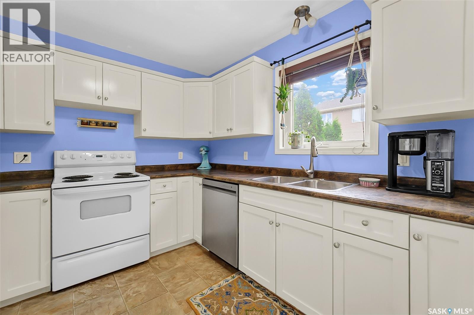 103 Haichert STREET - 18