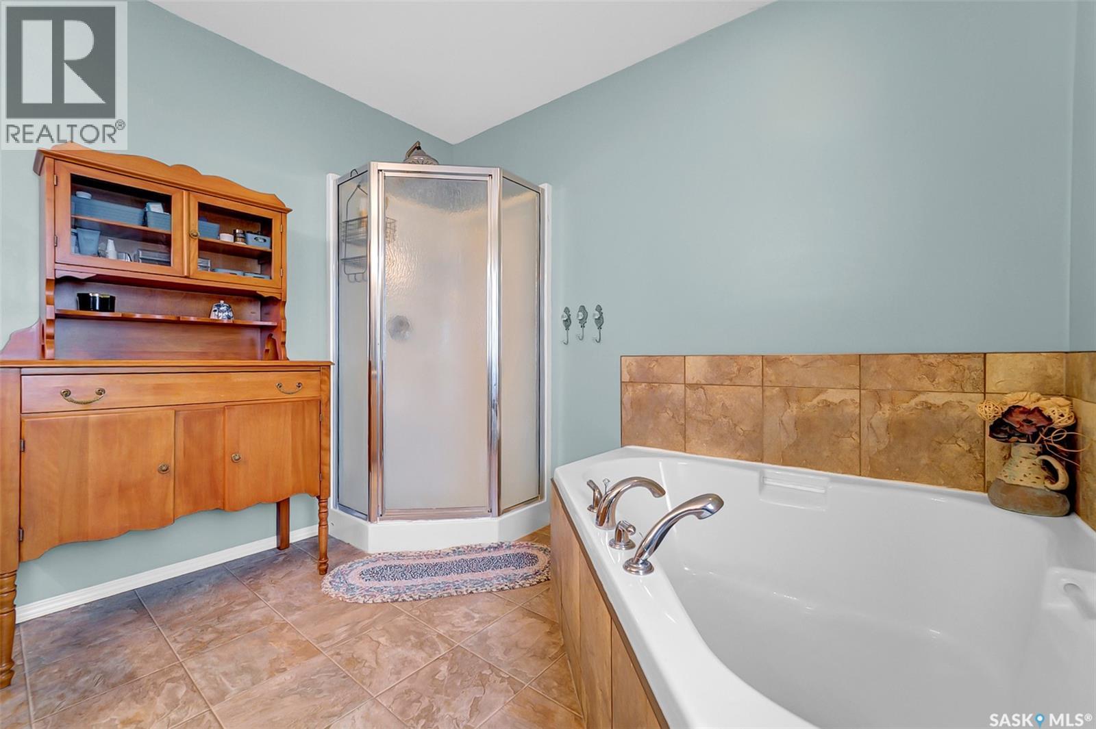 103 Haichert STREET - 28