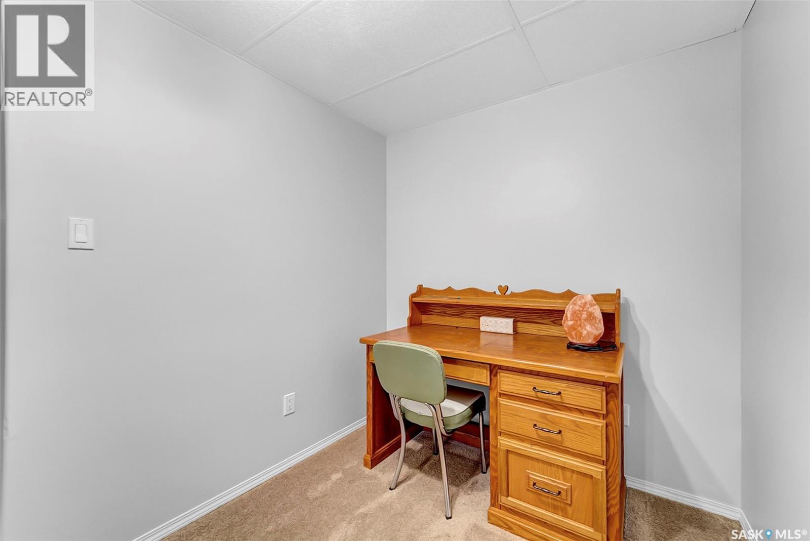 103 Haichert STREET - 36