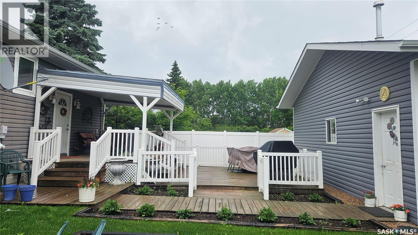 107 3rd STREET S - 31