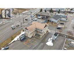 115 Fifth Avenue W, Cochrane, AB T4C1B1 Photo 41