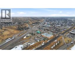 115 Fifth Avenue W, Cochrane, AB T4C1B1 Photo 47