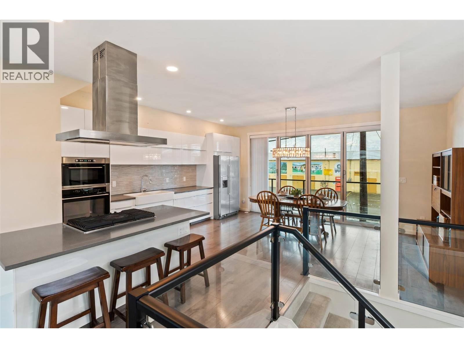 #5 5995 Oliver Landing Crescent - 5