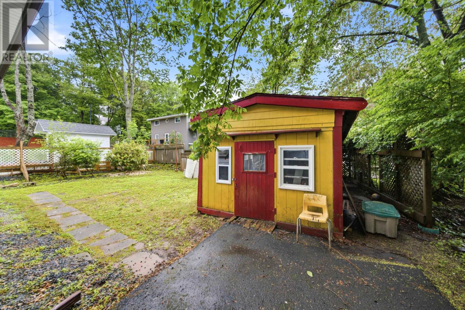 12 Nelson Avenue - 10