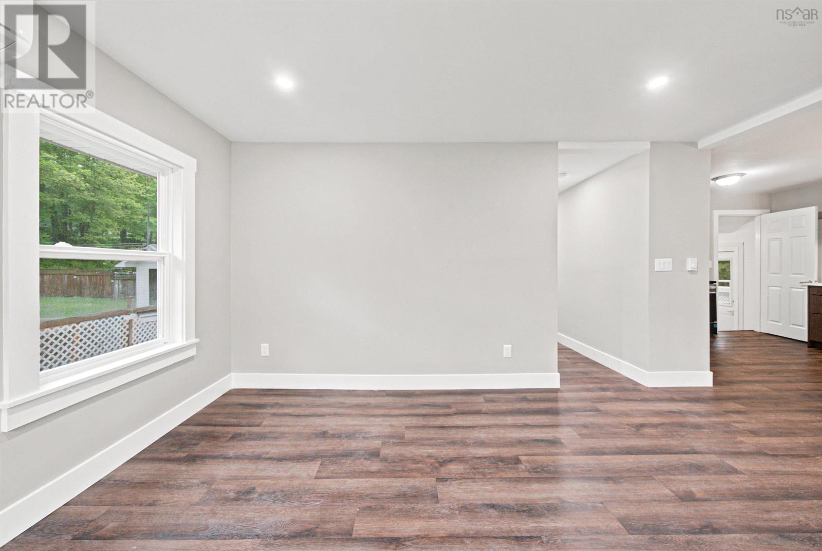 12 Nelson Avenue - 19
