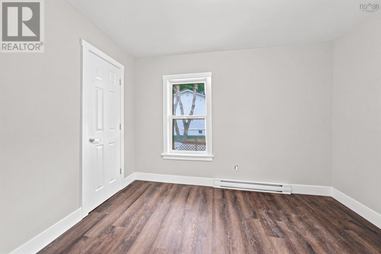 12 Nelson Avenue - 28