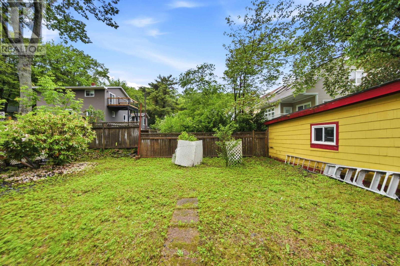 12 Nelson Avenue - 8