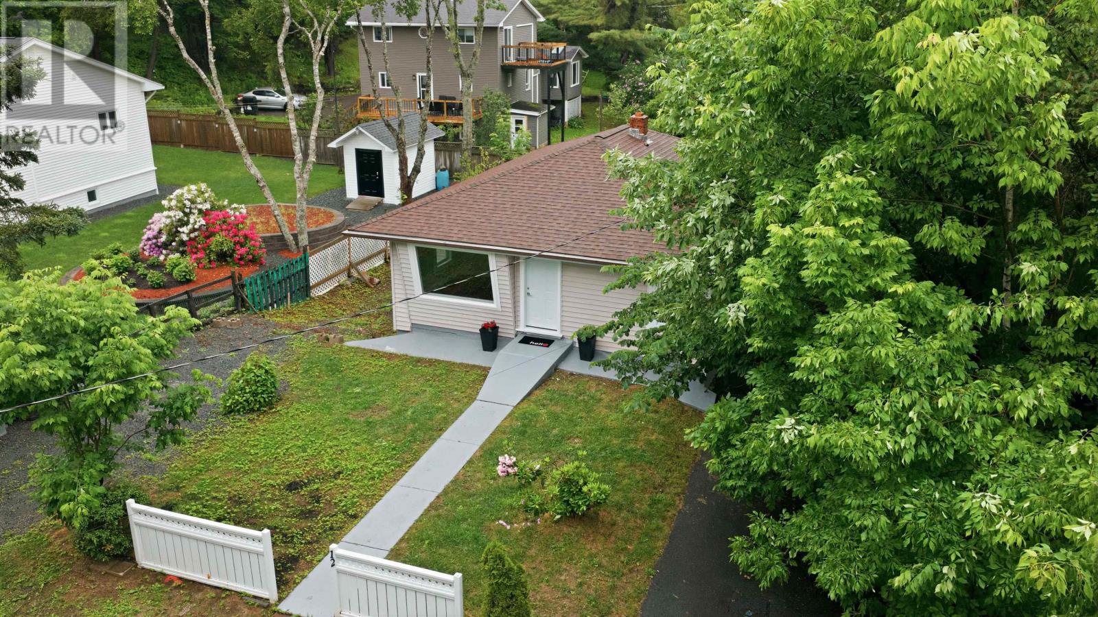 12 Nelson Avenue - 50