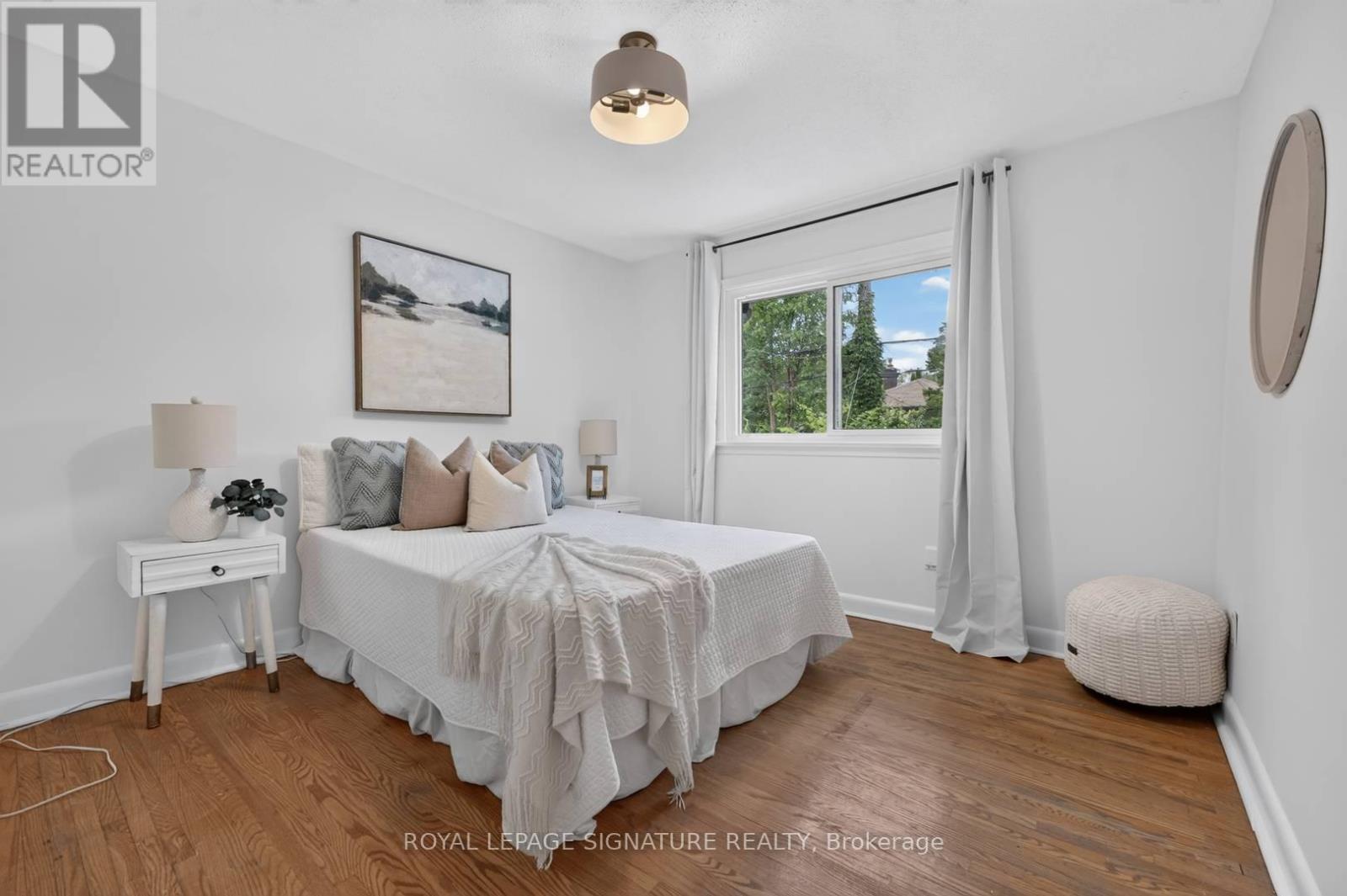 11 REGENCY SQUARE - 23