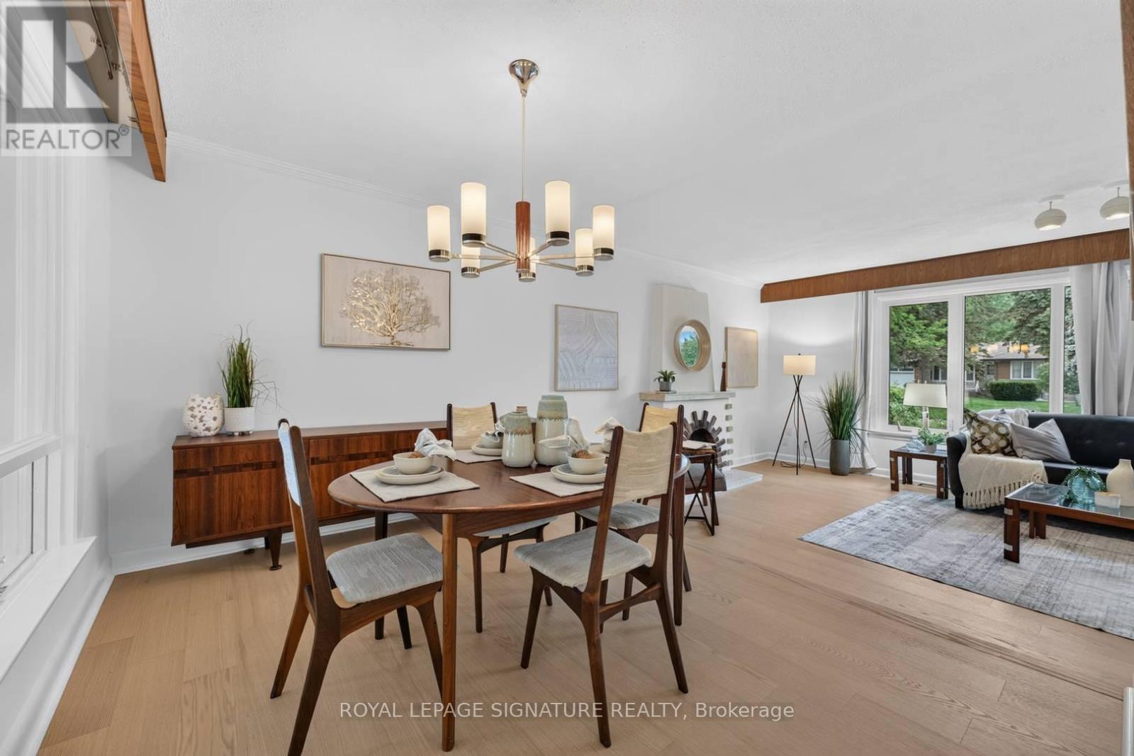 11 REGENCY SQUARE - 12