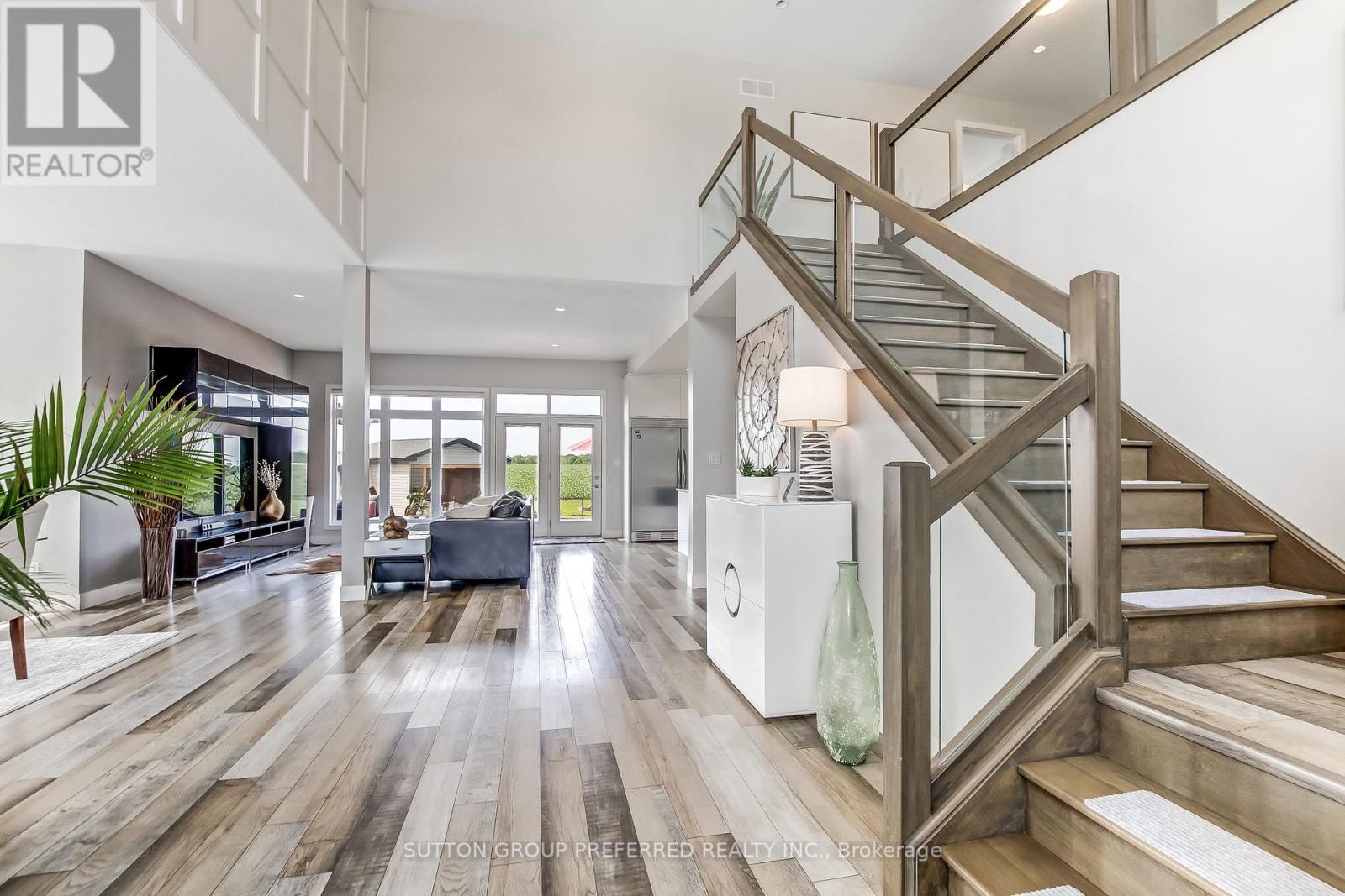 12 GROGAST COURT - 10