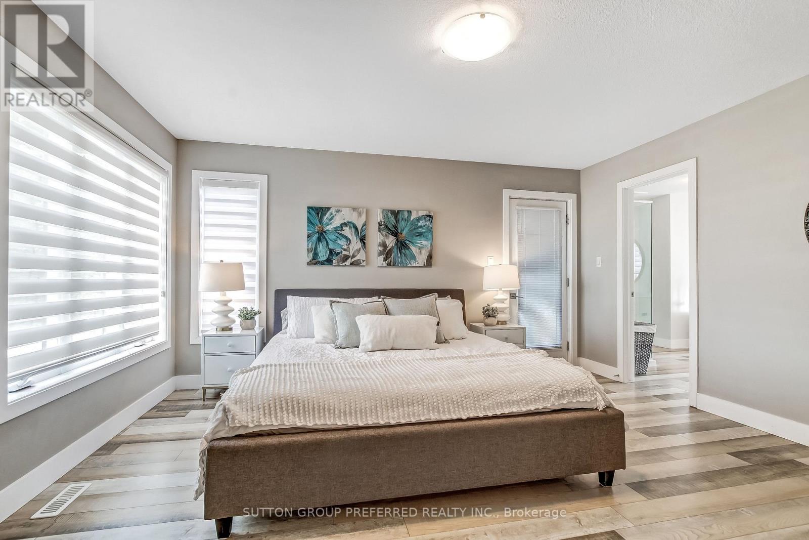 12 GROGAST COURT - 18