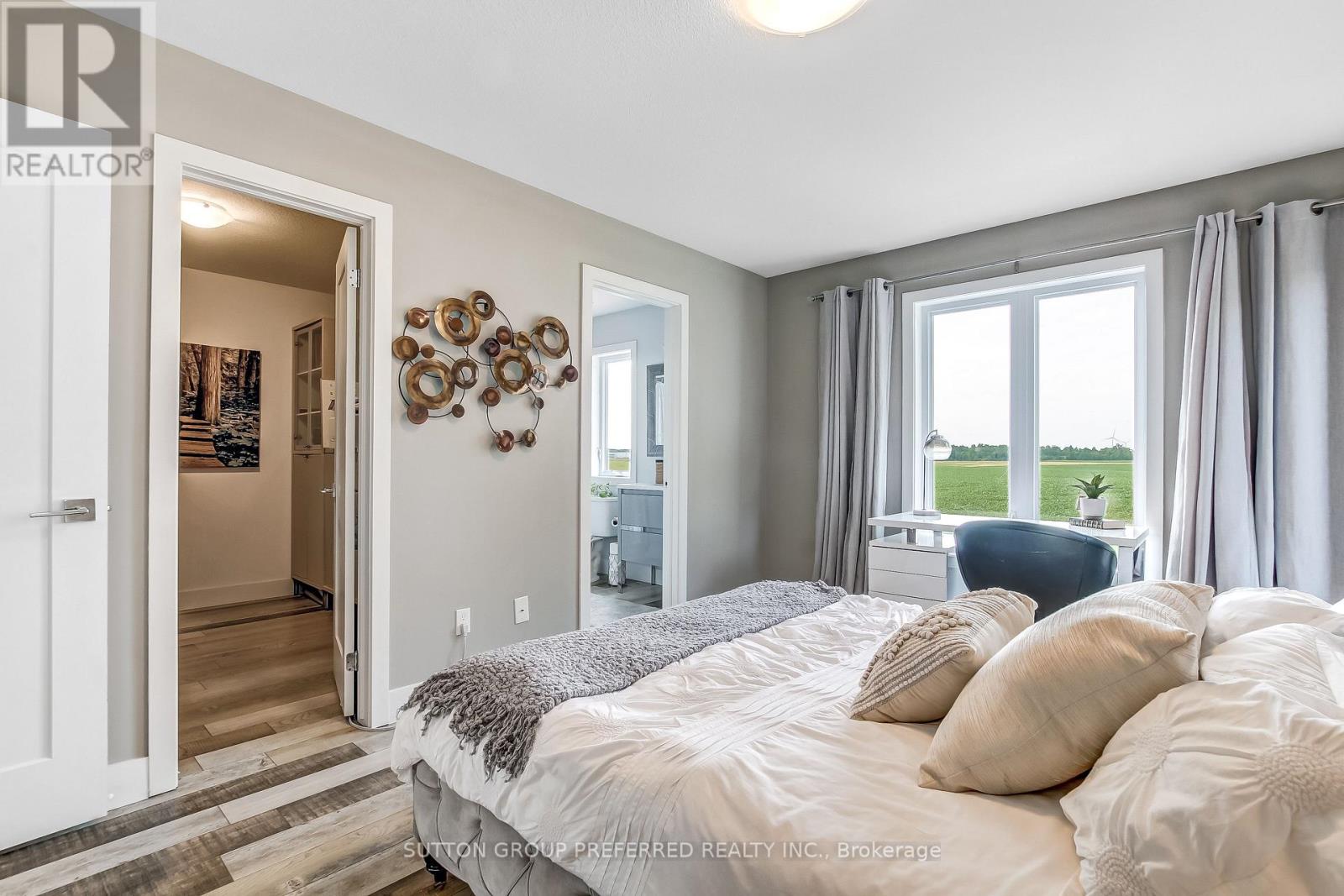 12 GROGAST COURT - 28