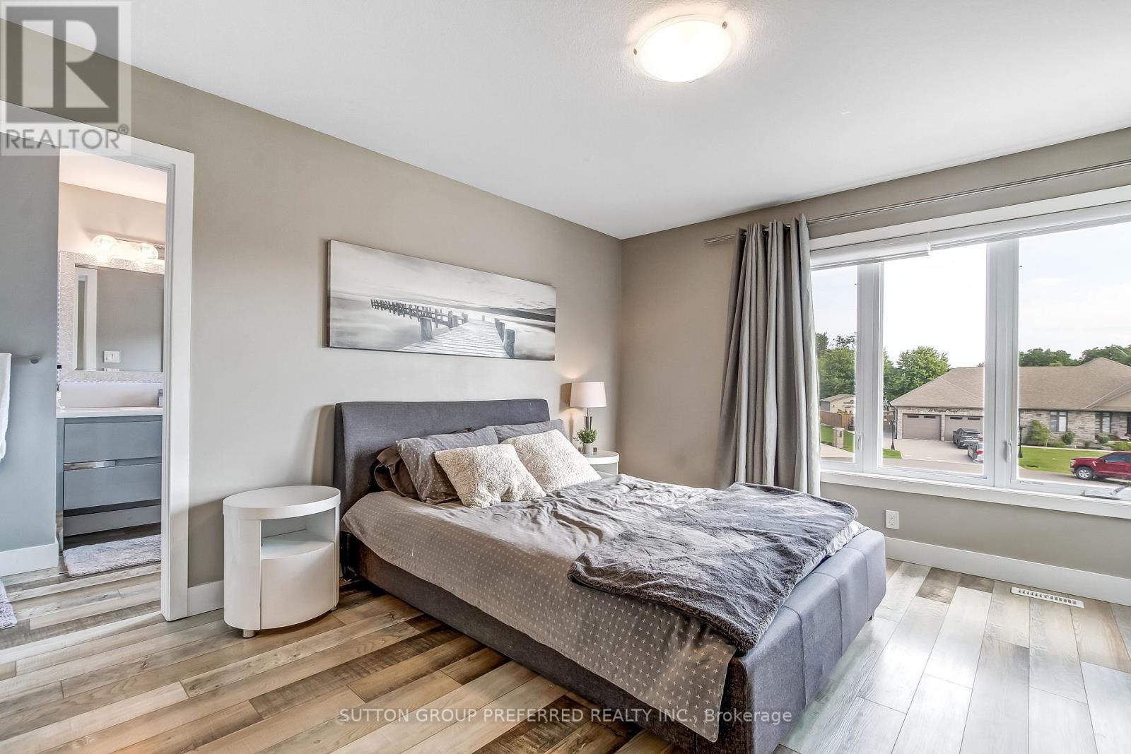 12 GROGAST COURT - 29