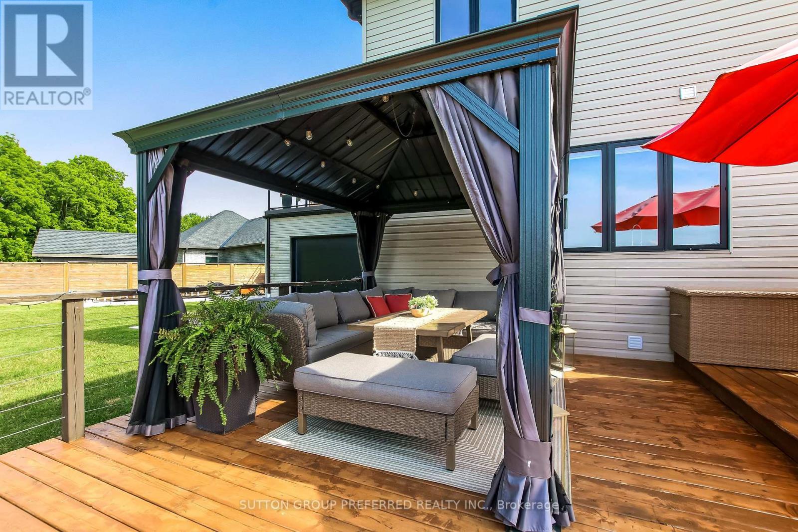 12 GROGAST COURT - 44